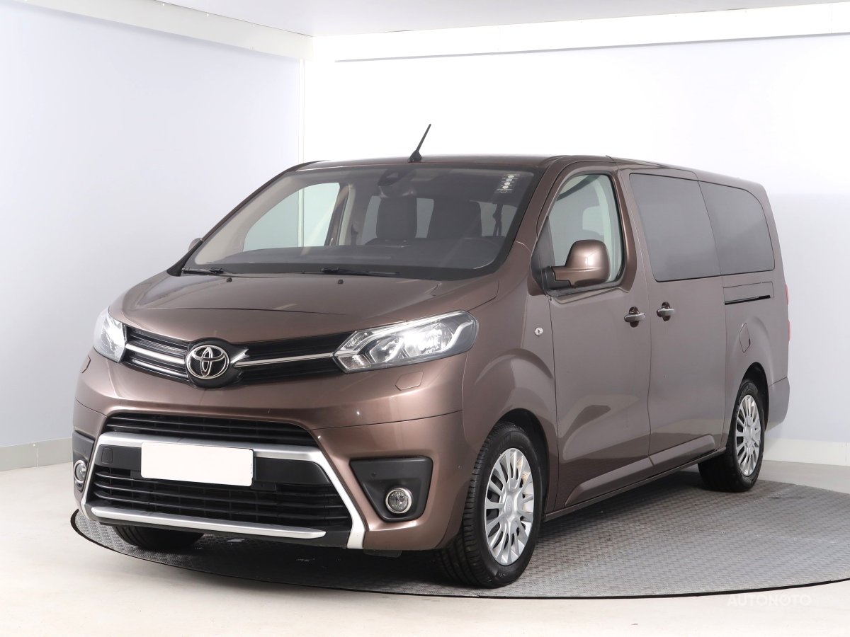 Toyota ProAce Verso, 2022 - pohled č. 3