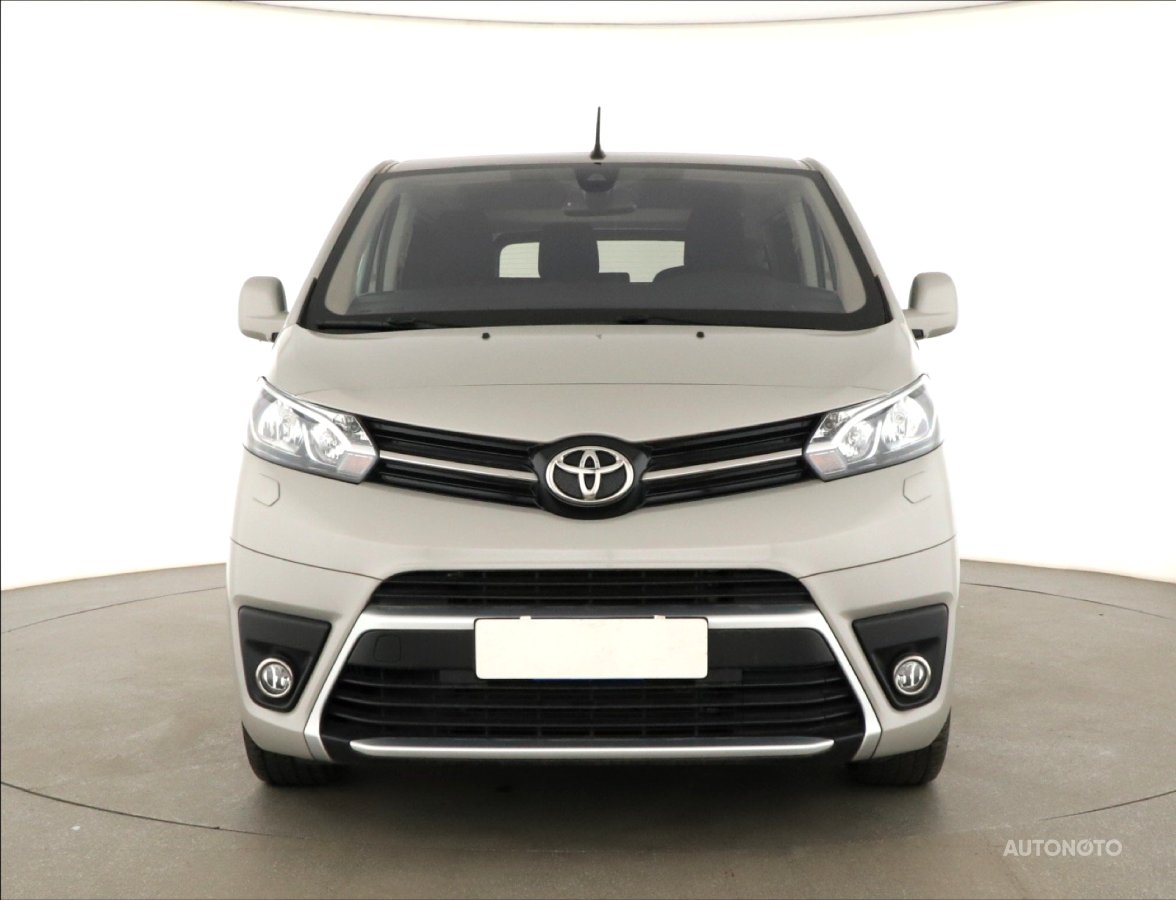 Toyota ProAce Verso, 2022 - pohled č. 2