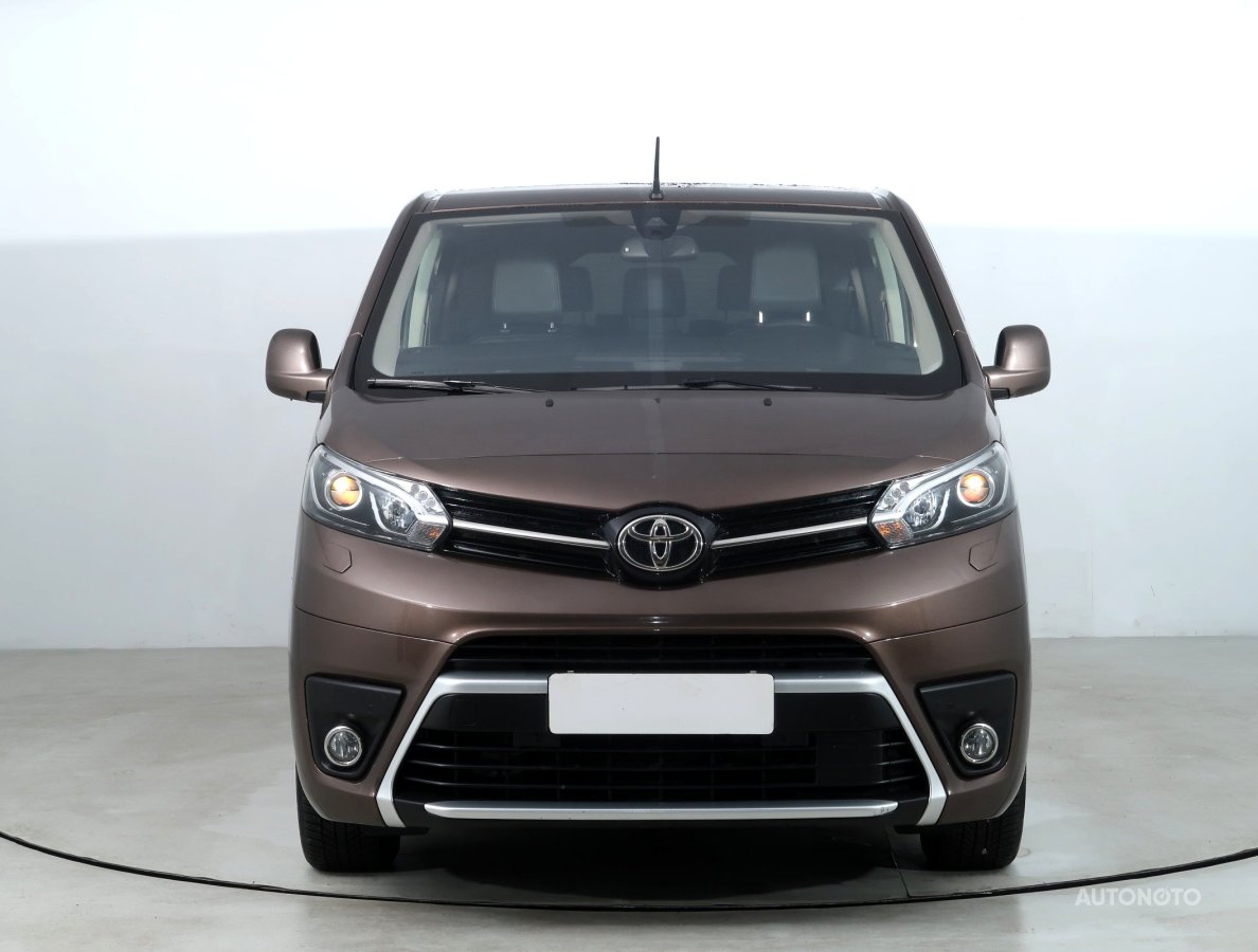 Toyota ProAce Verso, 2022 - pohled č. 2