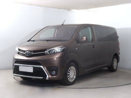 Toyota ProAce Verso, 2019 - pohled č. 3