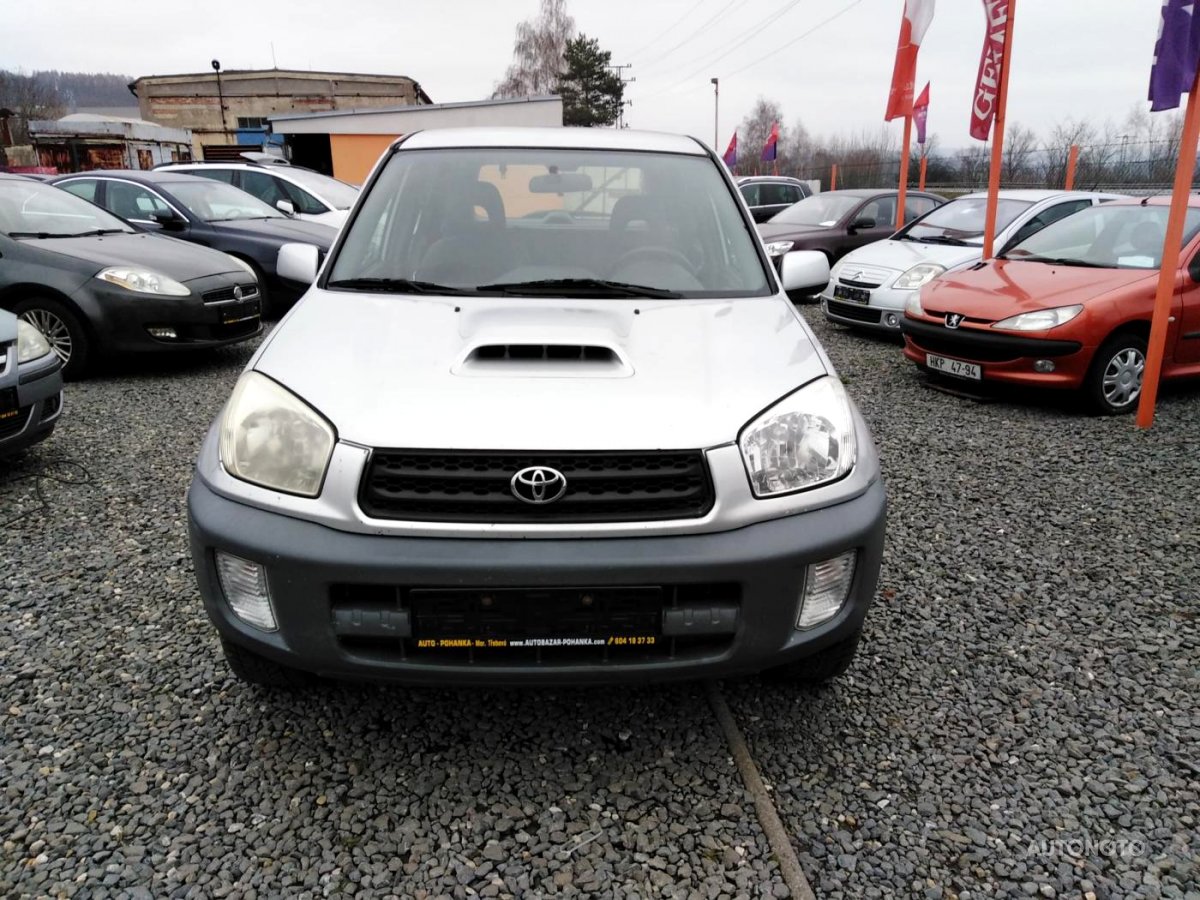 Toyota RAV 4, 2003 - pohled č. 2