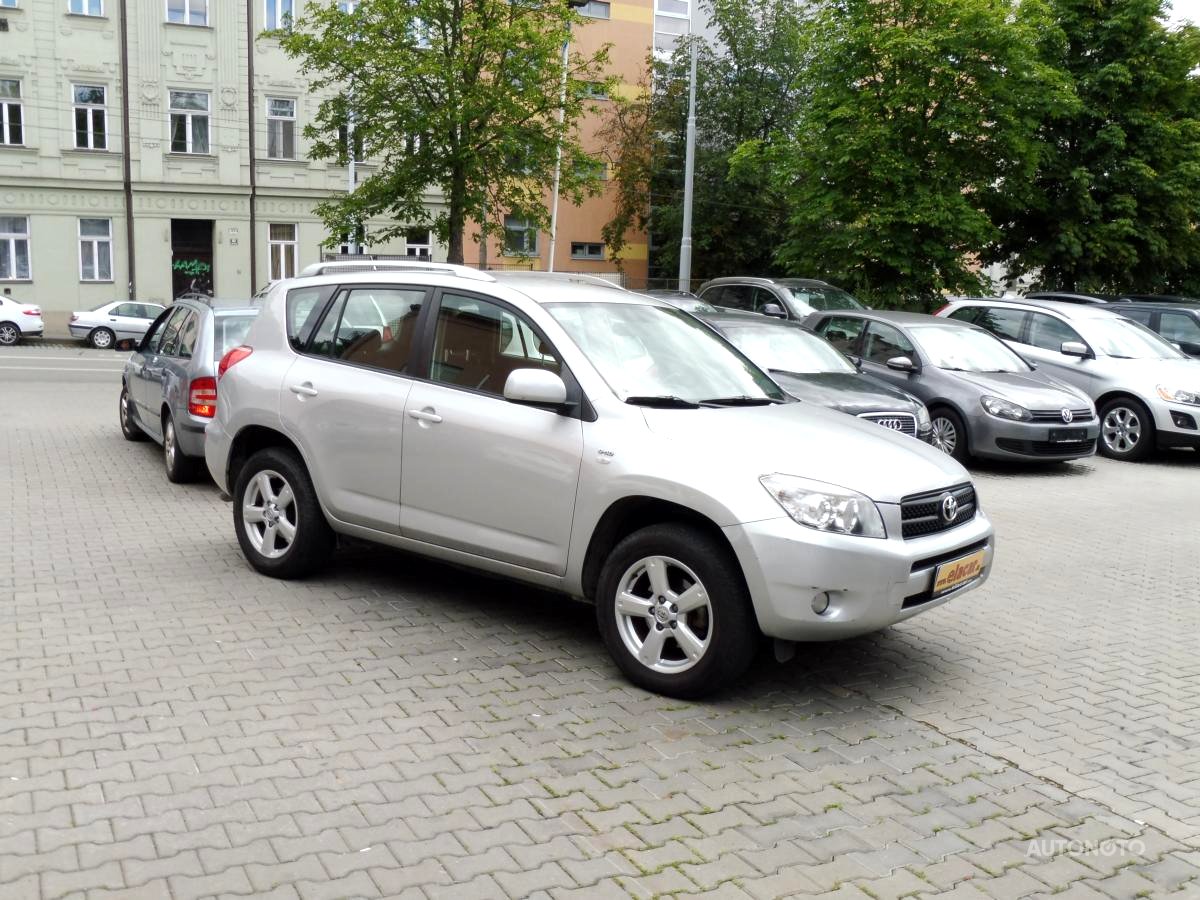 Toyota RAV4, 2007 - celkový pohled