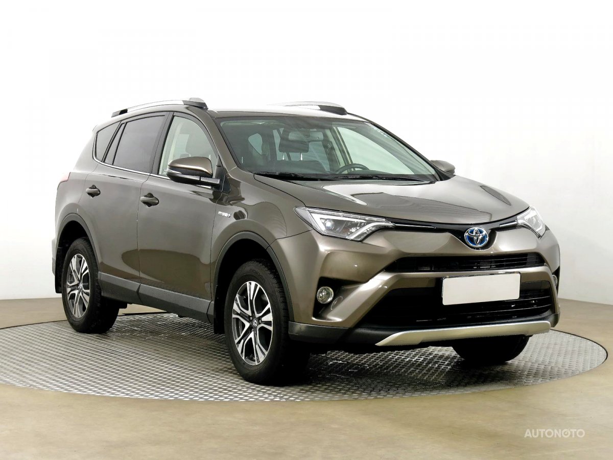 Toyota RAV 4, 2016 - celkový pohled