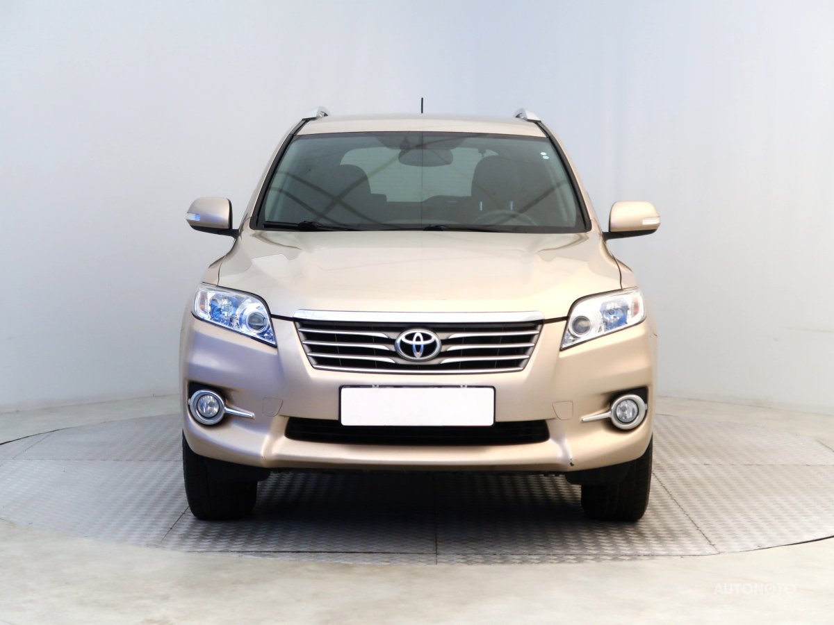 Toyota RAV 4, 2011 - pohled č. 2