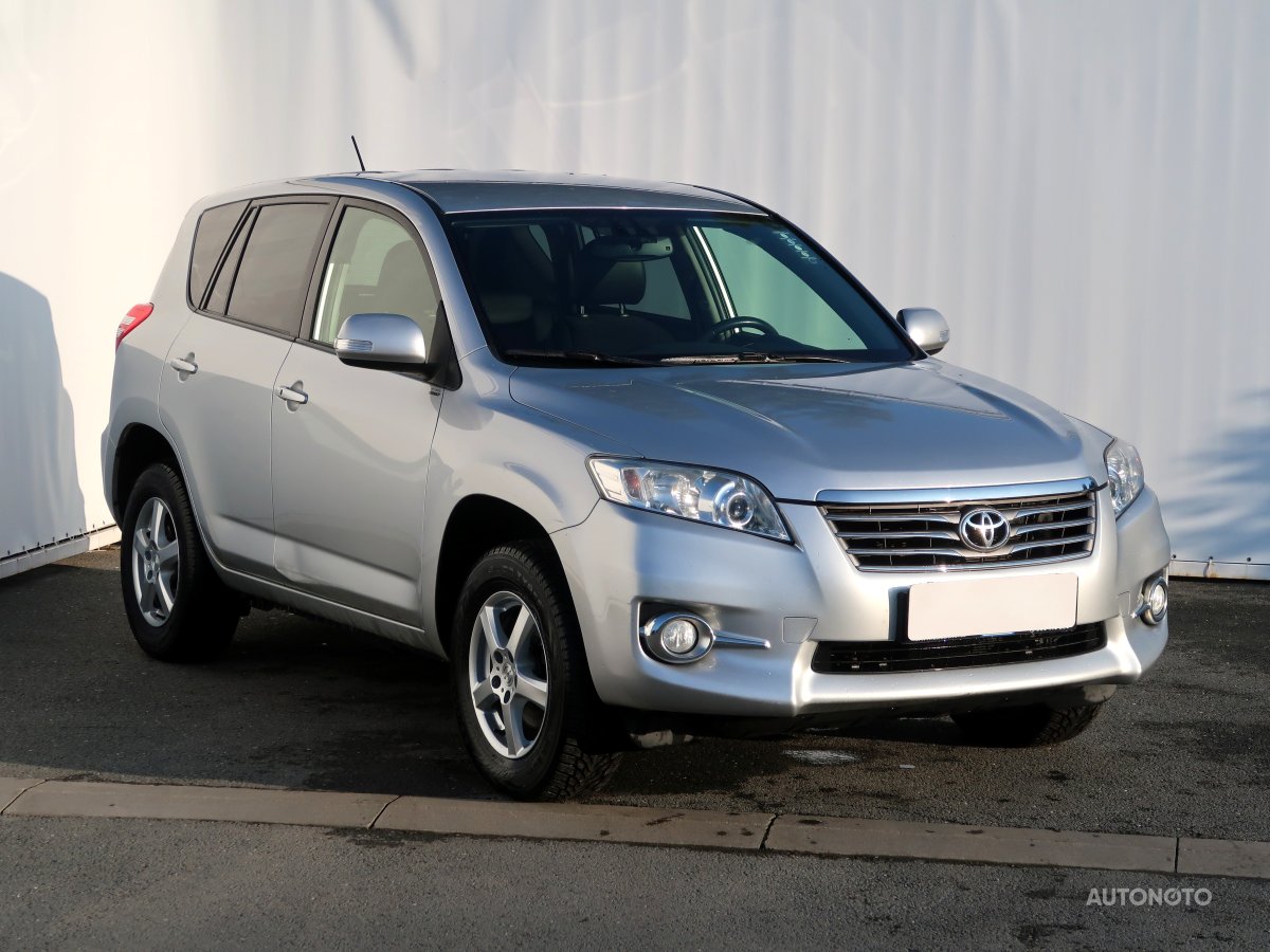 Toyota RAV 4, 2013 - pohled č. 1
