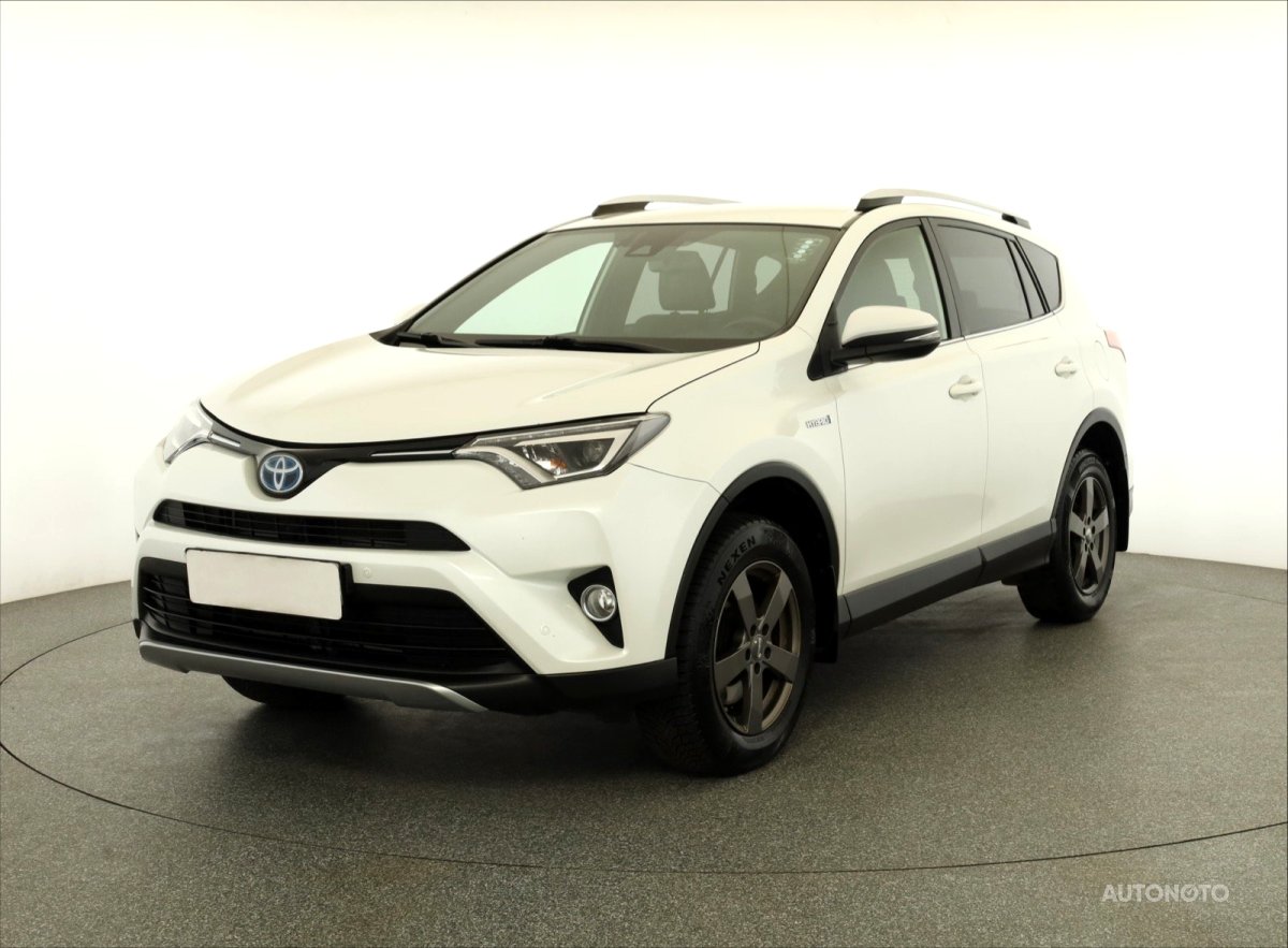 Toyota RAV 4, 2017 - pohled č. 3