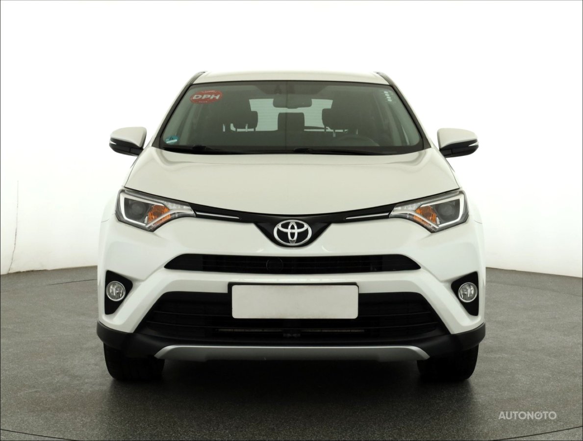 Toyota RAV 4, 2016 - pohled č. 2