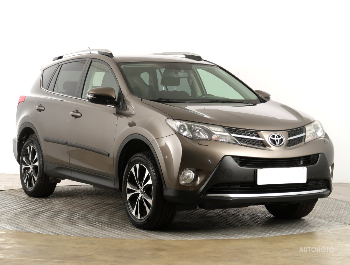 Toyota RAV 4, 2015 - pohled č. 1