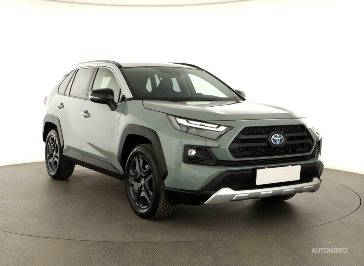 Toyota RAV 4, 2024 - celkový pohled