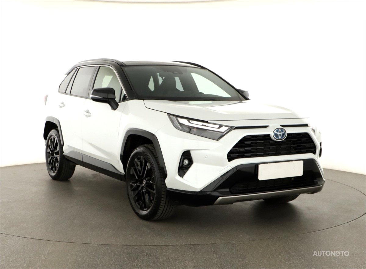 Toyota RAV 4, 2024 - celkový pohled