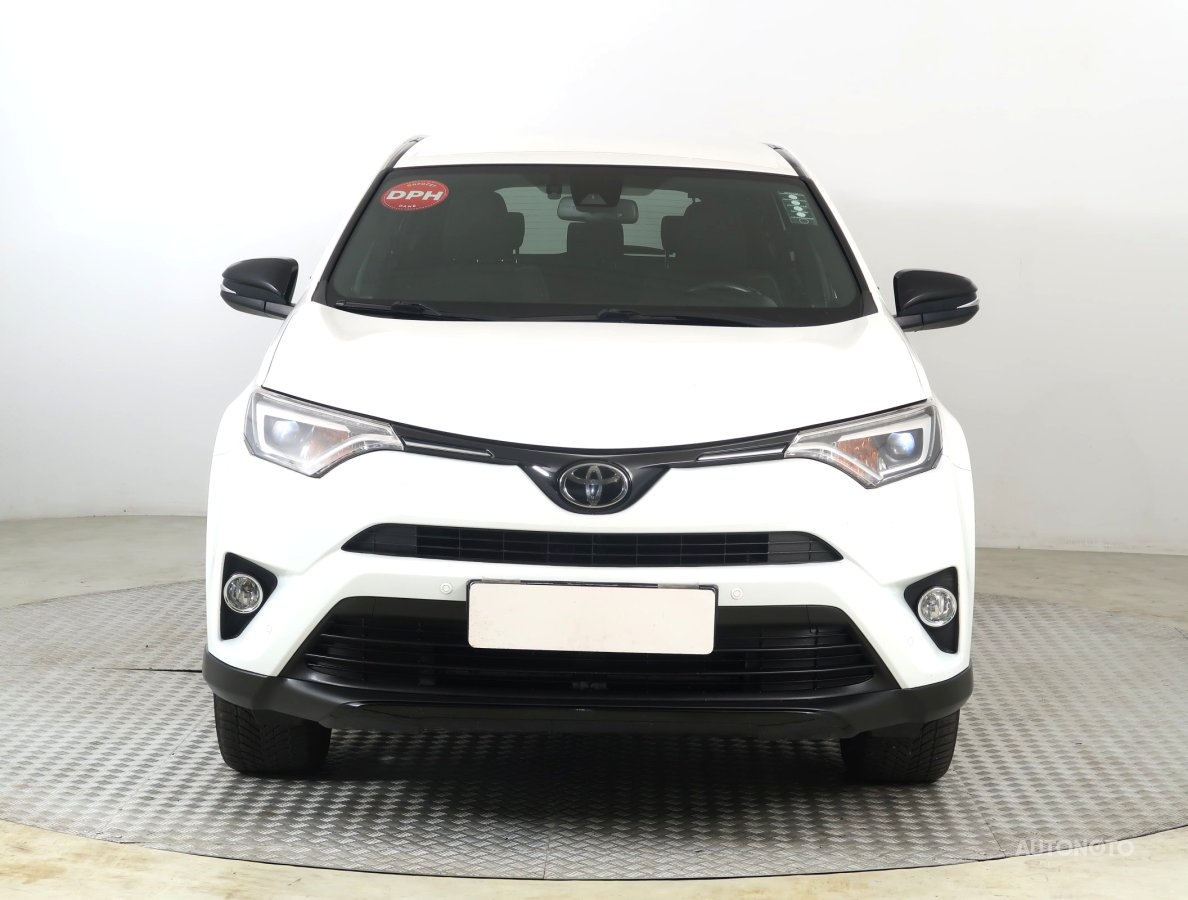 Toyota RAV 4, 2018 - pohled č. 2