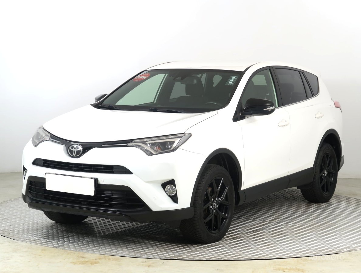 Toyota RAV 4, 2018 - pohled č. 3