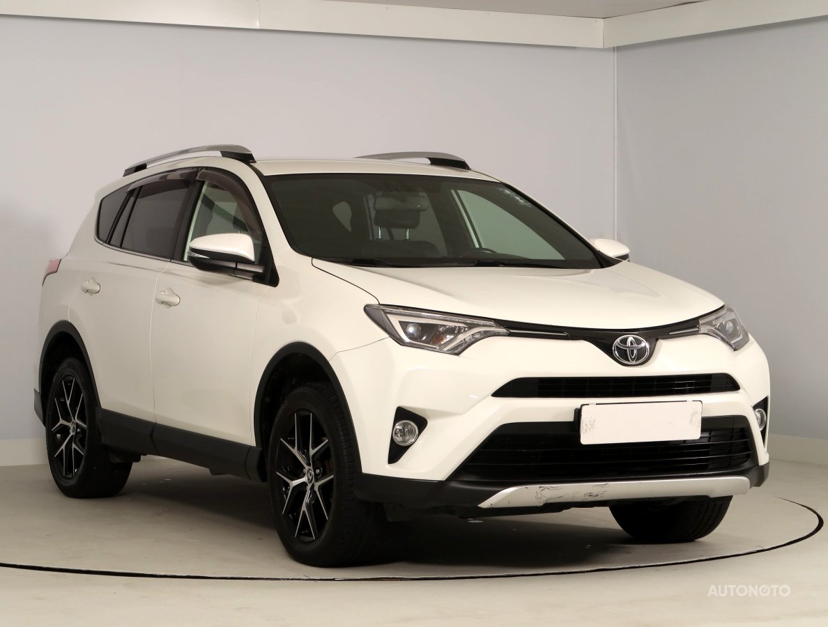 Toyota RAV 4, 2016 - celkový pohled