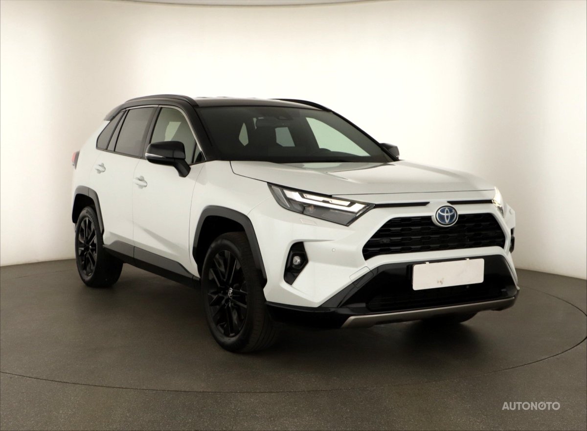 Toyota RAV 4, 2023 - celkový pohled