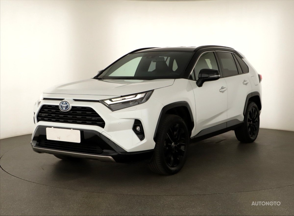 Toyota RAV 4, 2023 - pohled č. 3