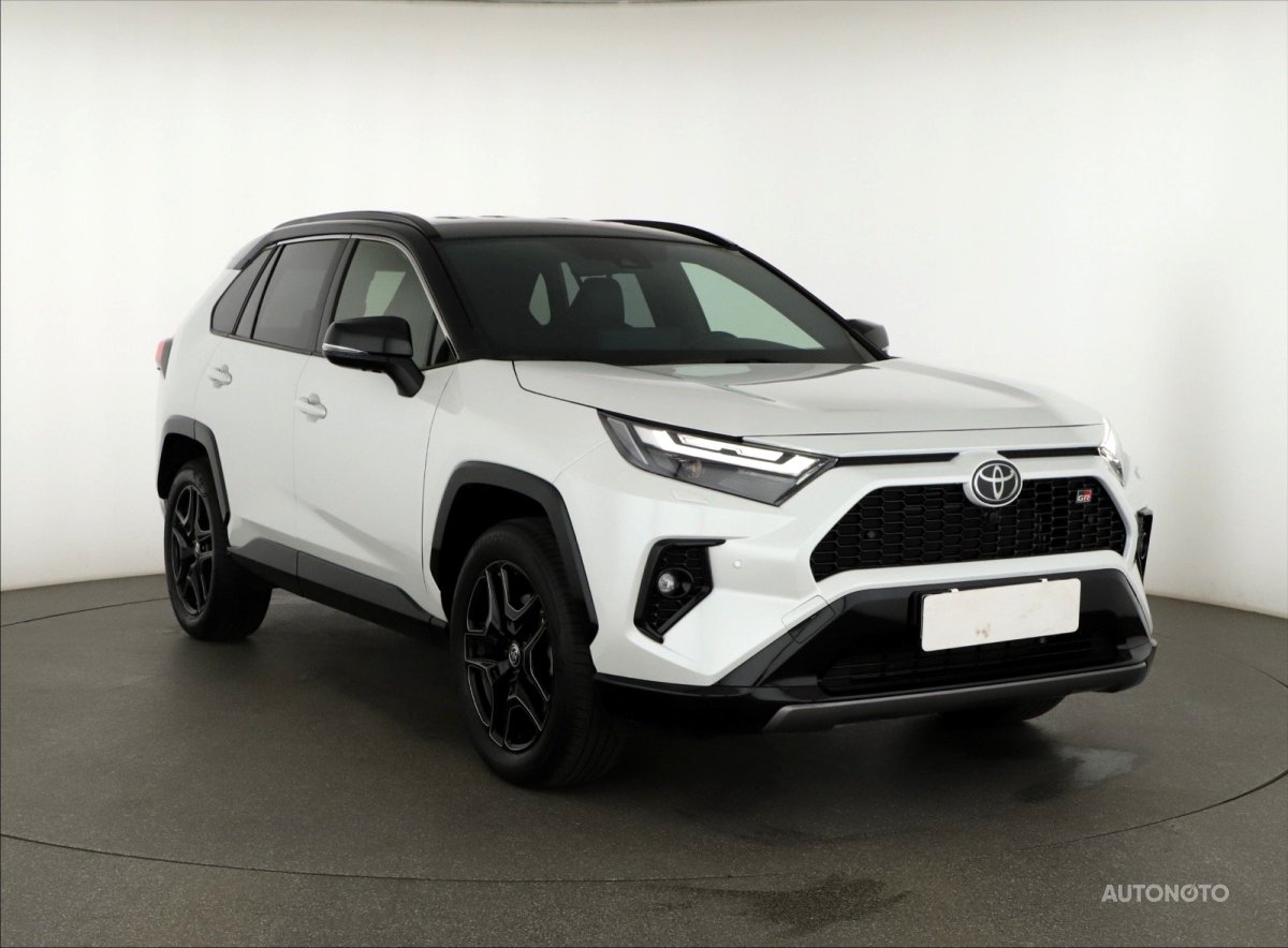 Toyota RAV 4, 2024 - celkový pohled