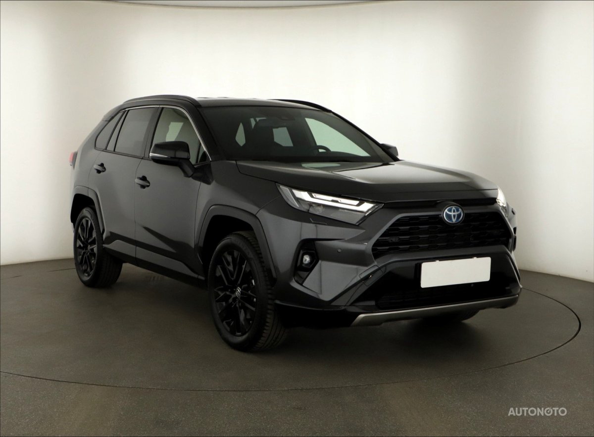 Toyota RAV 4, 2024 - celkový pohled