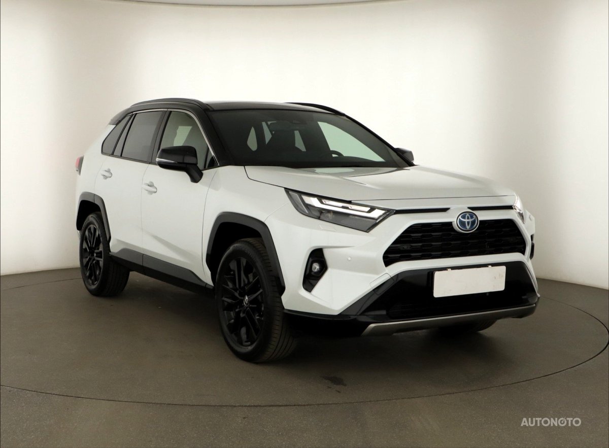 Toyota RAV 4, 2024 - celkový pohled
