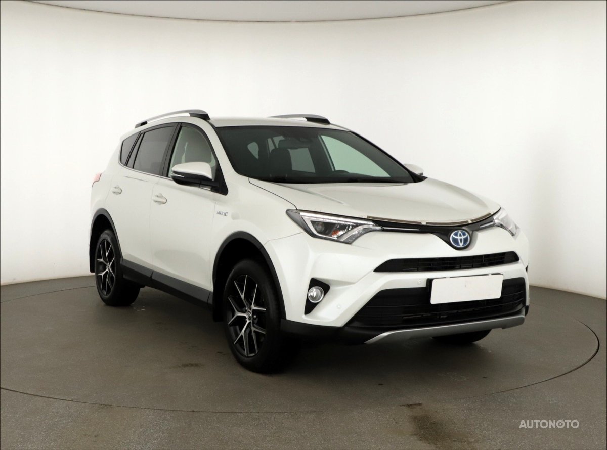 Toyota RAV 4, 2017 - celkový pohled