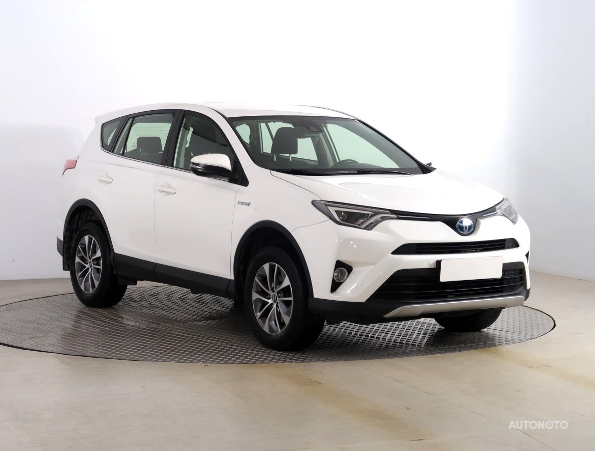 Toyota RAV 4, 2017 - celkový pohled