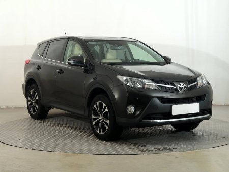 Toyota RAV 4, 2015