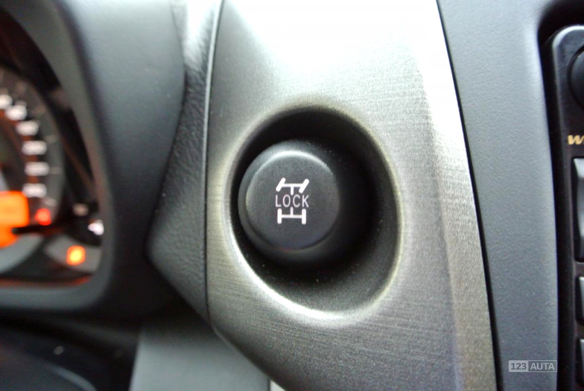 Toyota RAV4, 2011 - pohled č. 21