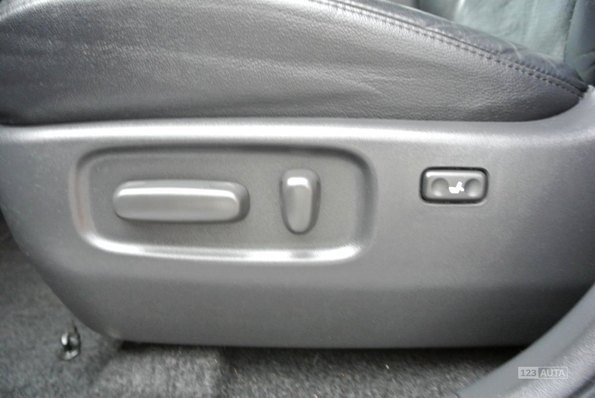 Toyota RAV4, 2011 - pohled č. 23