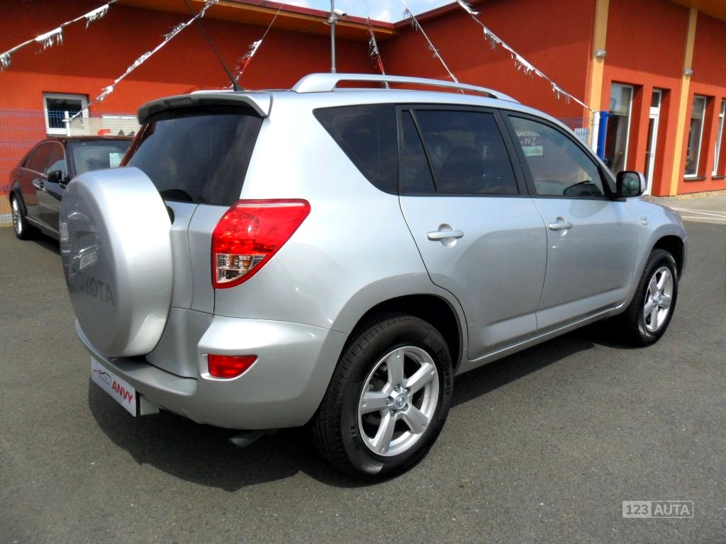 Toyota RAV4, 2009 - pohled č. 4