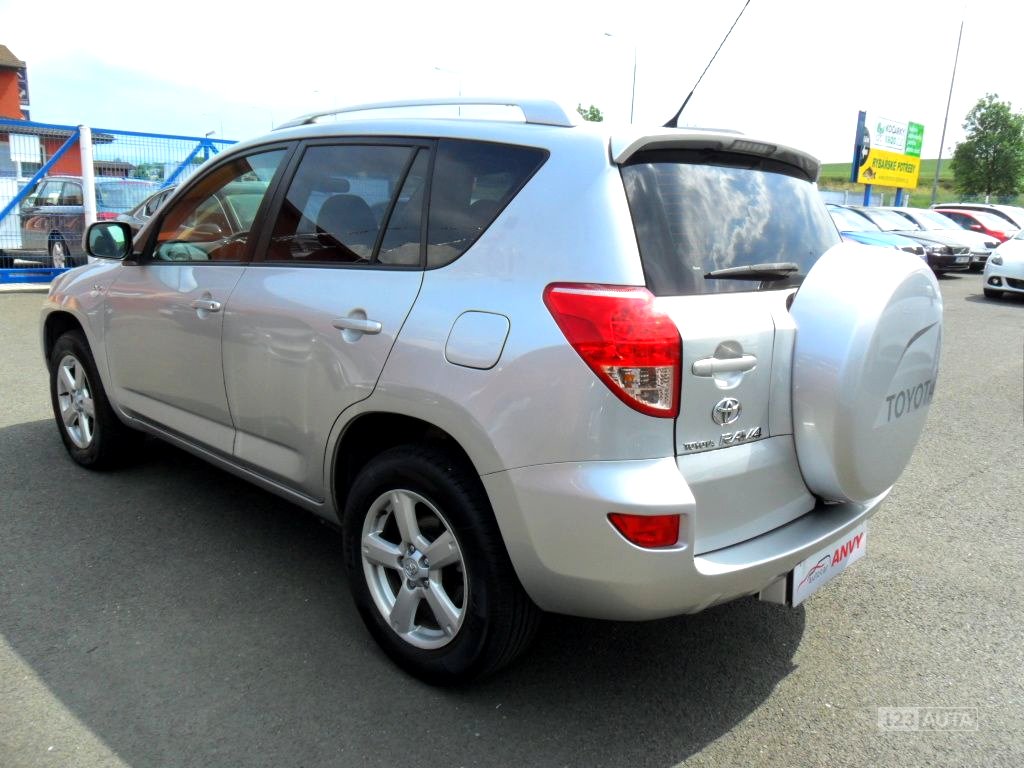 Toyota RAV4, 2009 - pohled č. 6