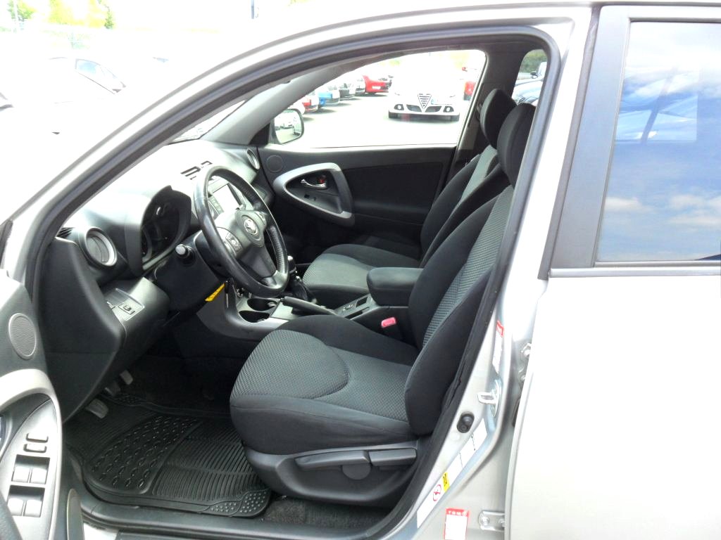 Toyota RAV4, 2009 - pohled č. 9