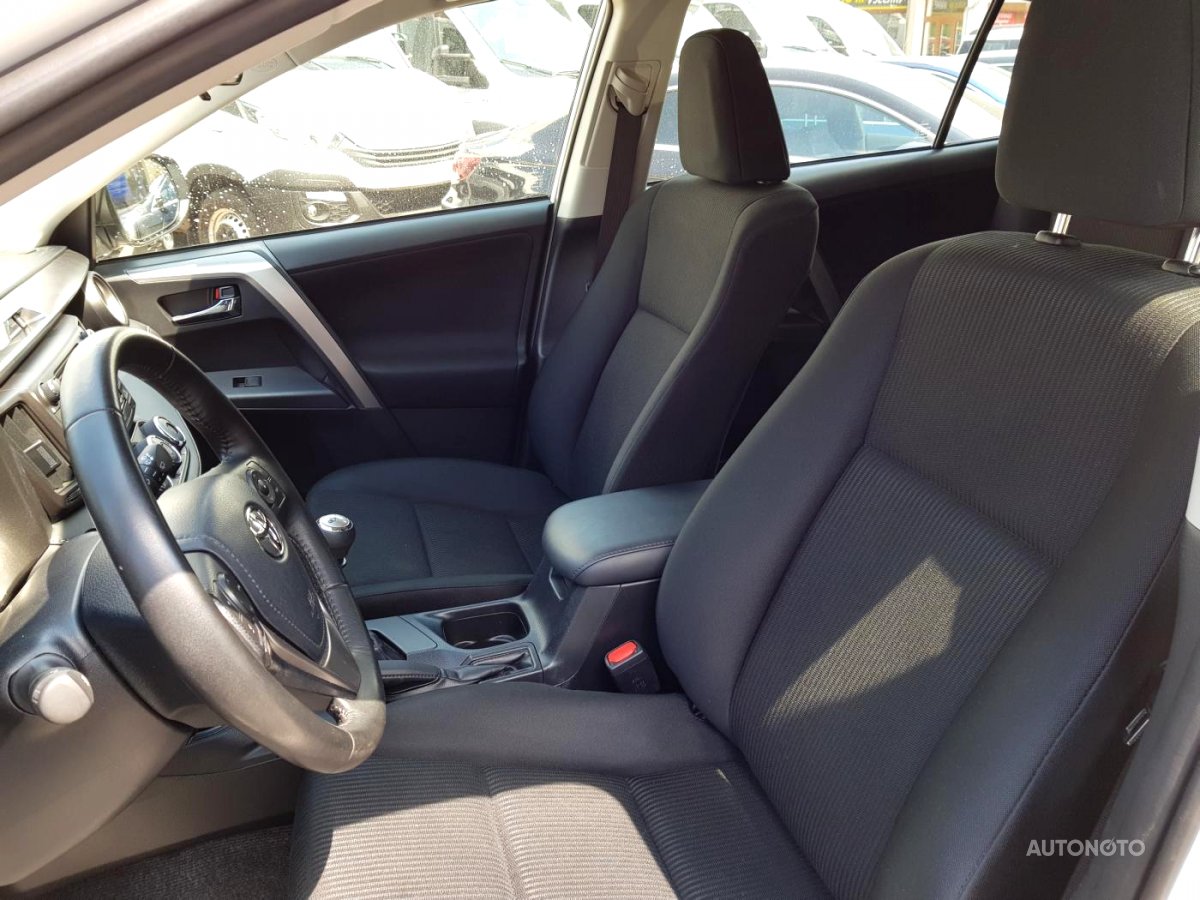 Toyota RAV4, 2017 - pohled č. 9