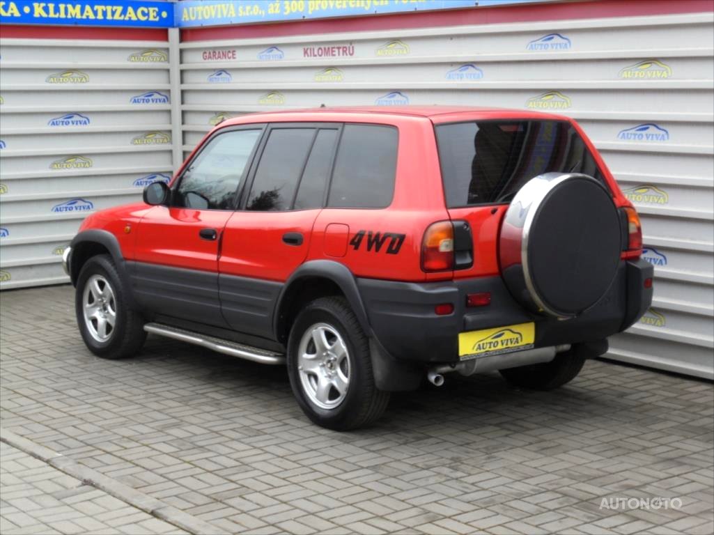 Toyota RAV4, 1997 - pohled č. 4