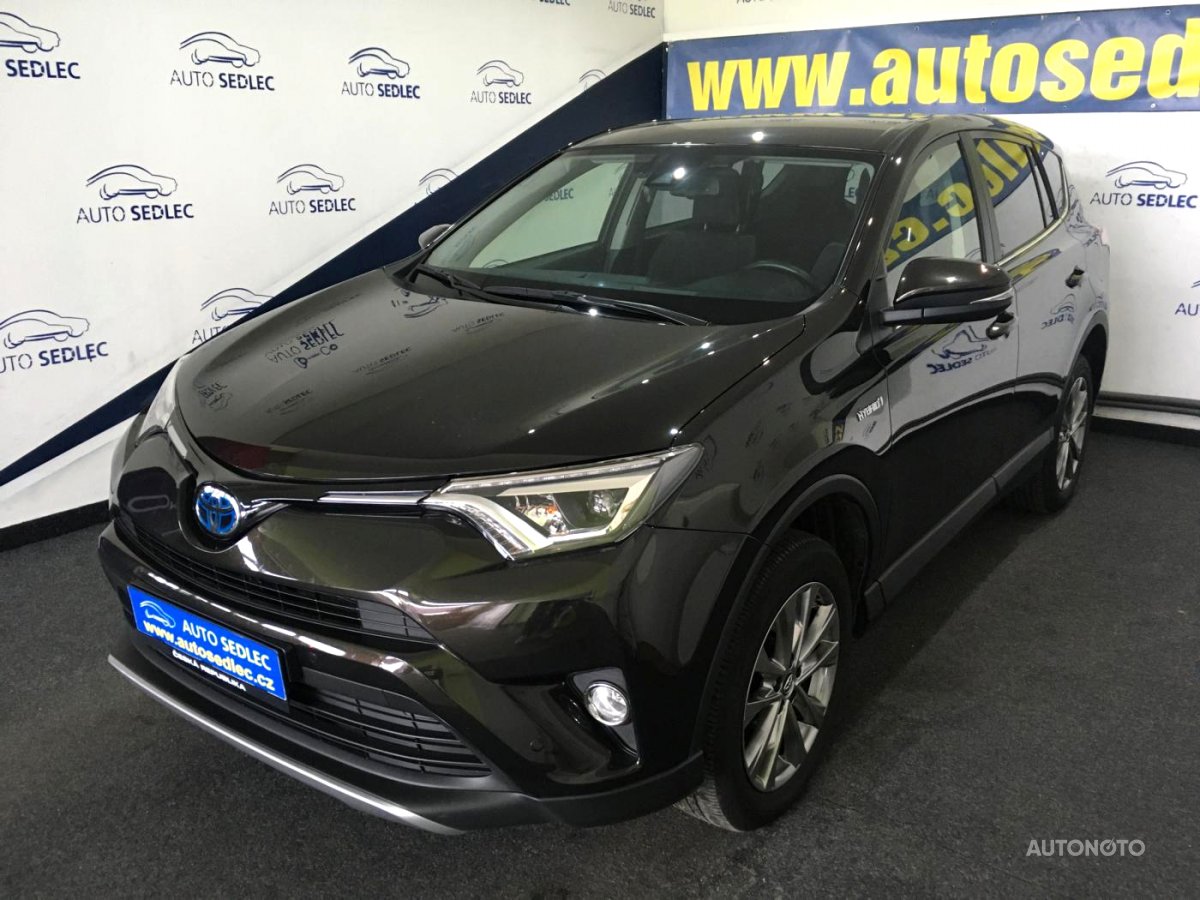 Toyota RAV4, 2016 - celkový pohled