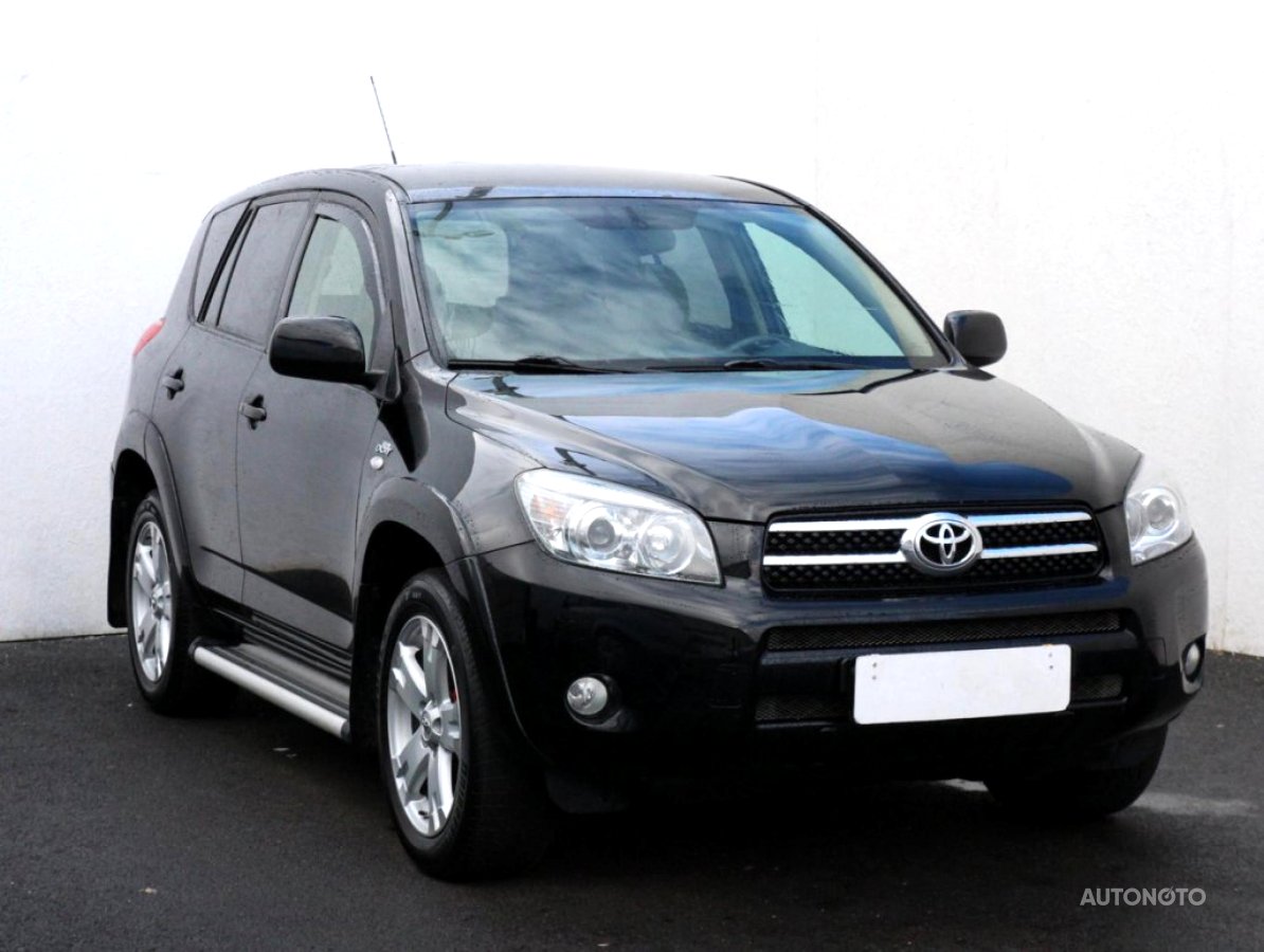 Toyota RAV4, 2005 - celkový pohled