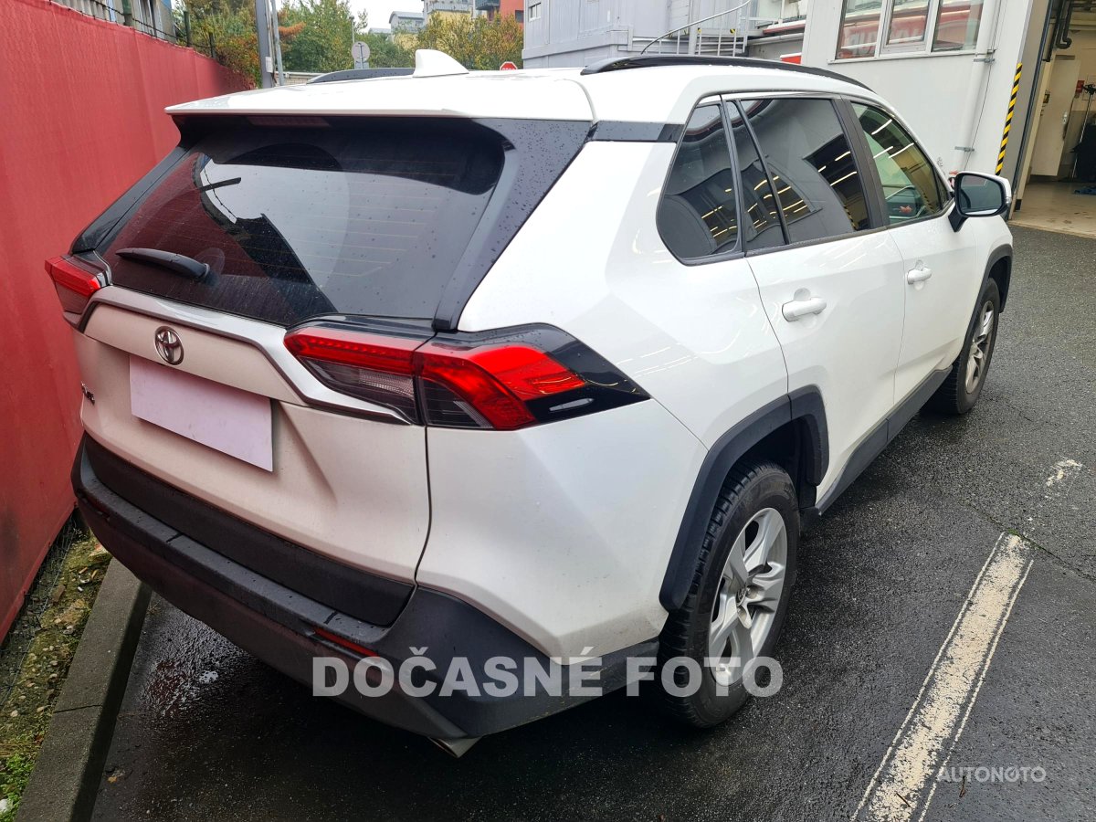 Toyota RAV4, 2020 - pohled č. 2