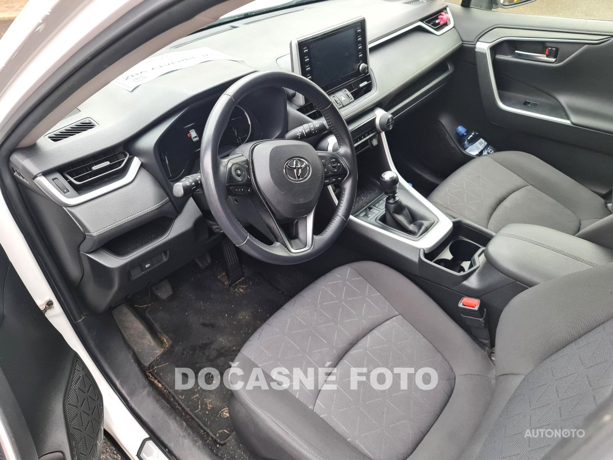 Toyota RAV4, 2020 - pohled č. 3