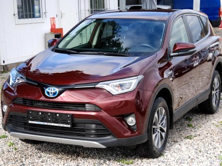 Toyota RAV4, 2016