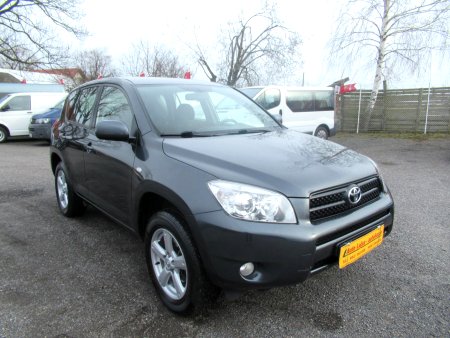 Toyota RAV4 2.0 VVT-i 16V 112 kW 4x4