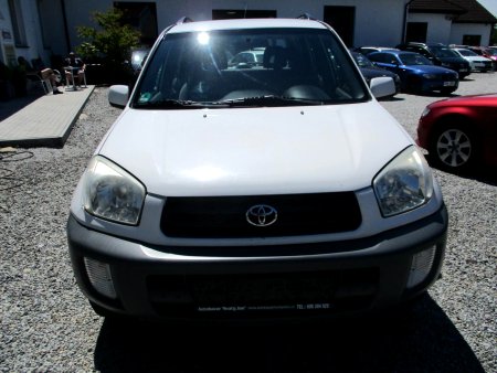 Toyota RAV4, 2002