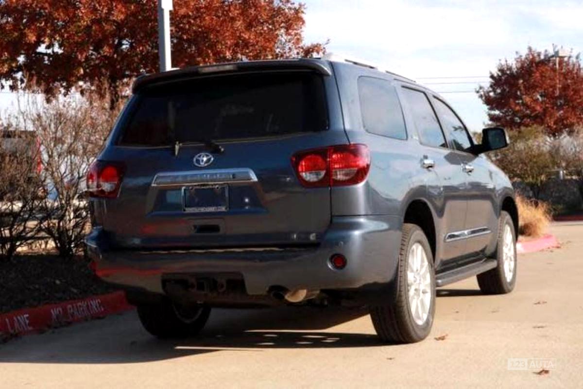 Toyota Sequoia, 2020 - pohled č. 4