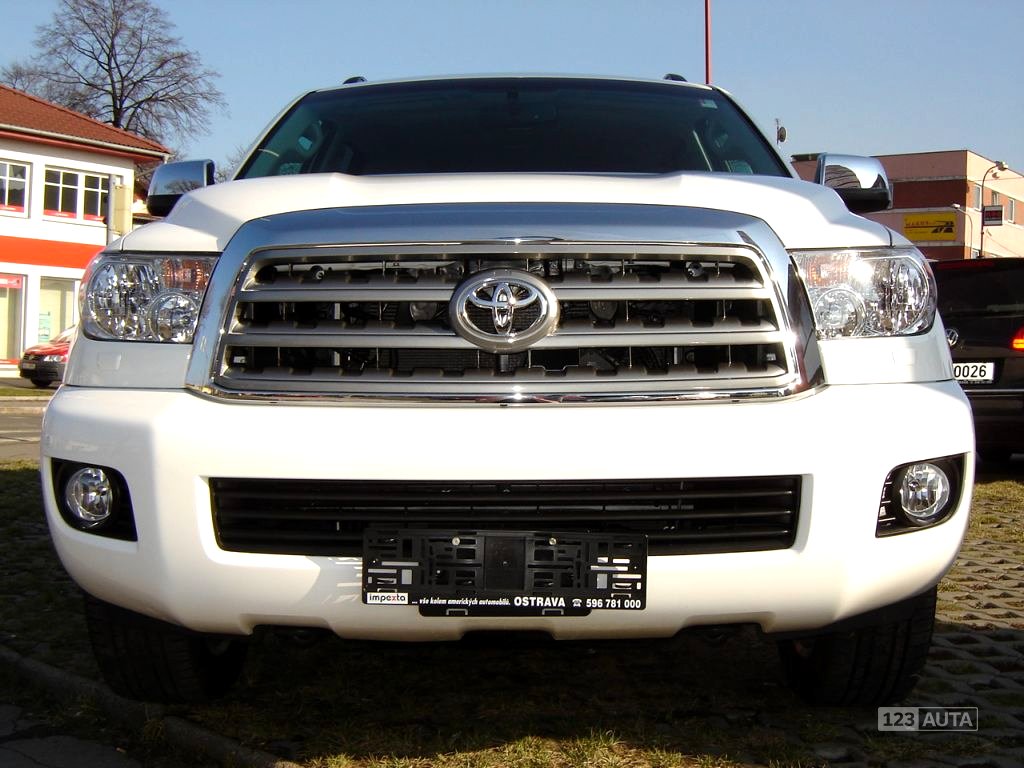 Toyota Sequoia, 2018 - pohled č. 9