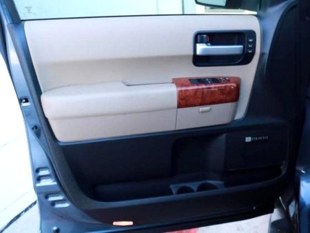 Toyota Sequoia, 2020 - pohled č. 7