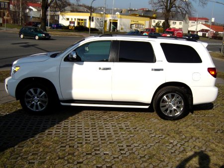 Toyota Sequoia, 2018 - pohled č. 2