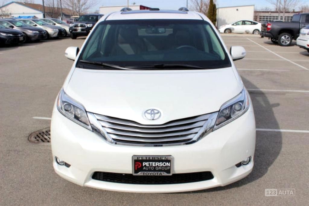 Toyota Sienna, 2020 - pohled č. 7