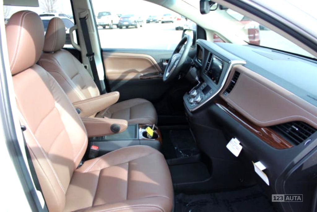 Toyota Sienna, 2020 - pohled č. 9