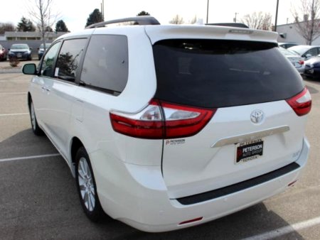 Toyota Sienna, 2020 - pohled č. 3