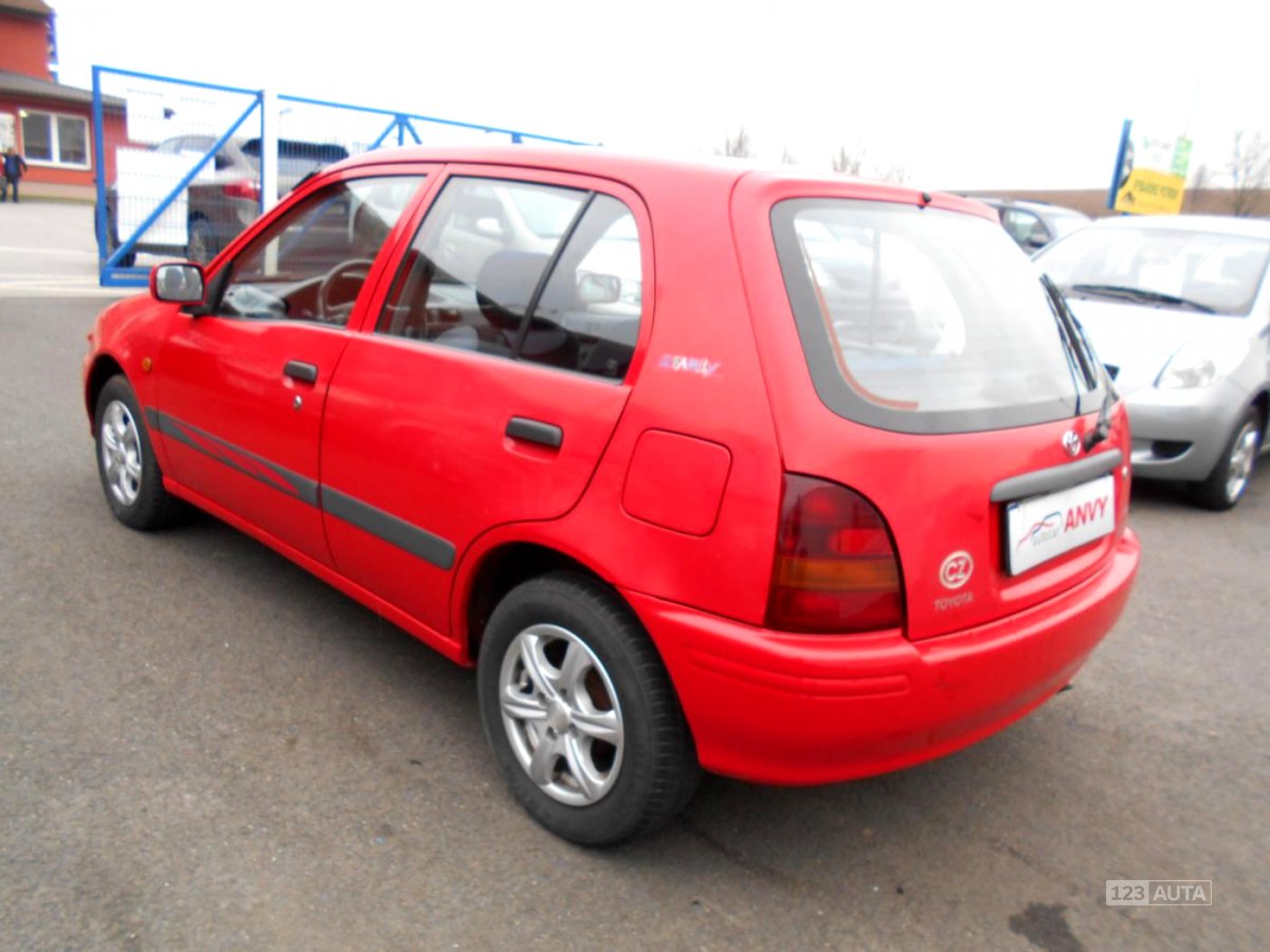 Toyota Starlet, 1997 - pohled č. 6