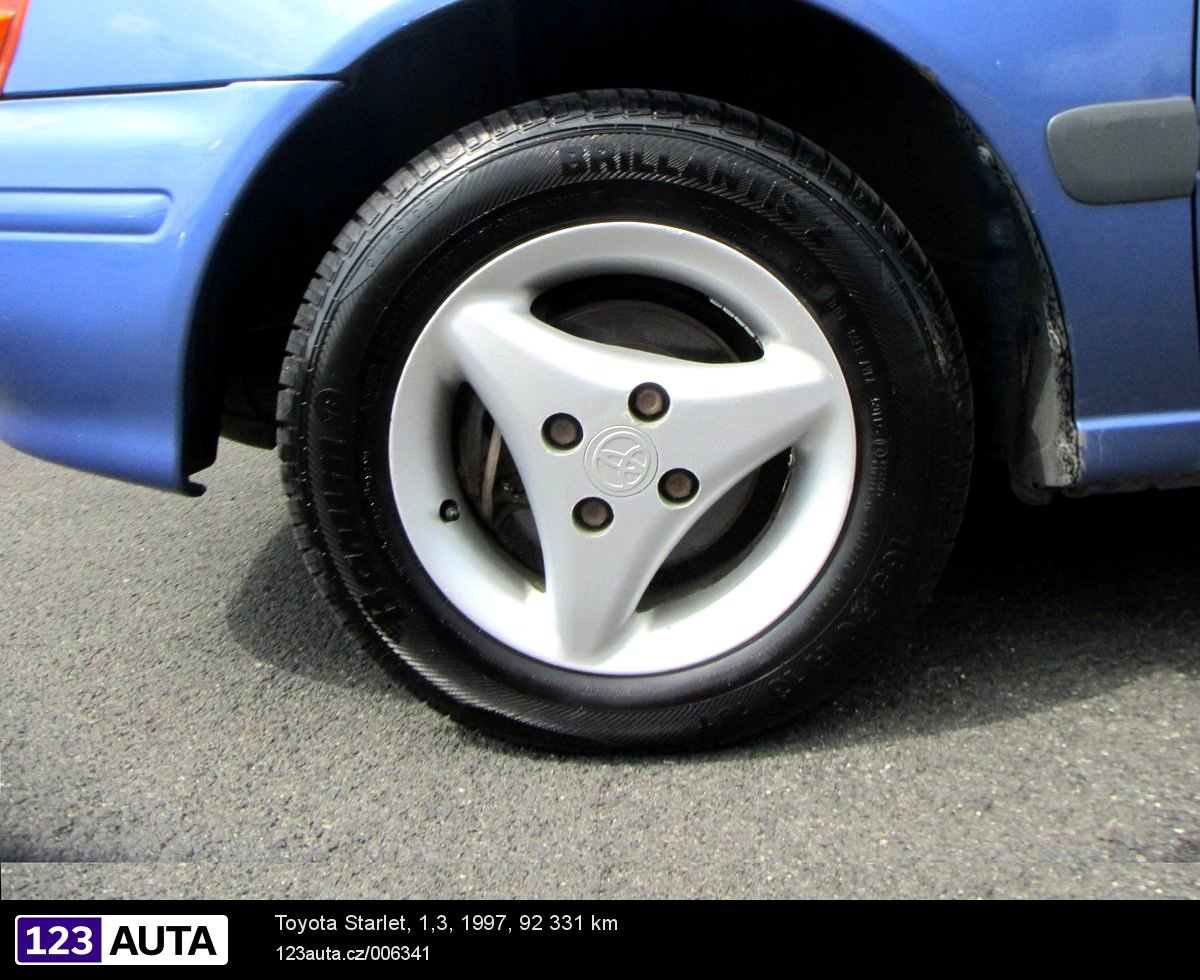 Toyota Starlet, 1997 - pohled č. 11