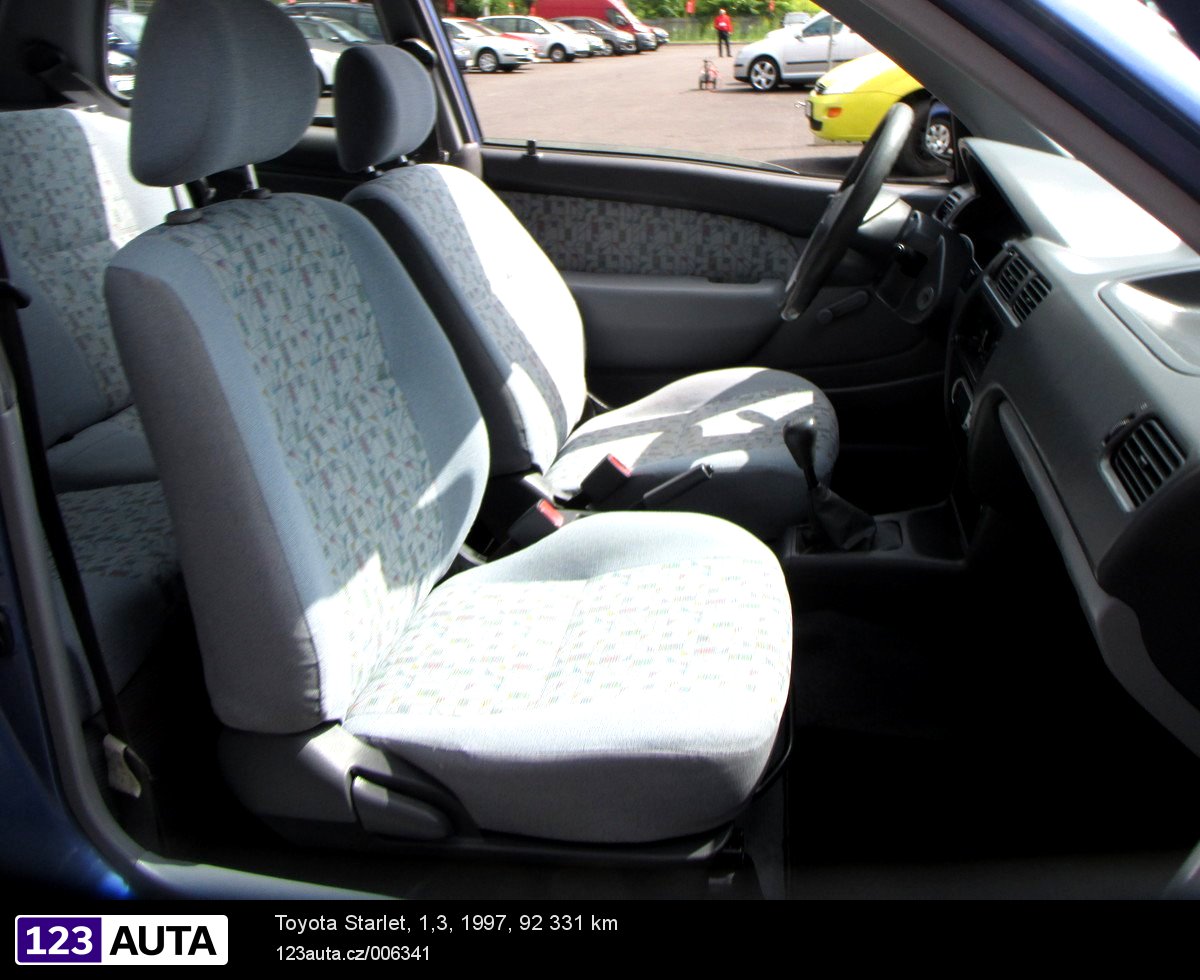 Toyota Starlet, 1997 - pohled č. 16