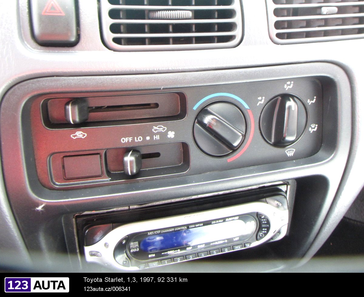 Toyota Starlet, 1997 - pohled č. 21